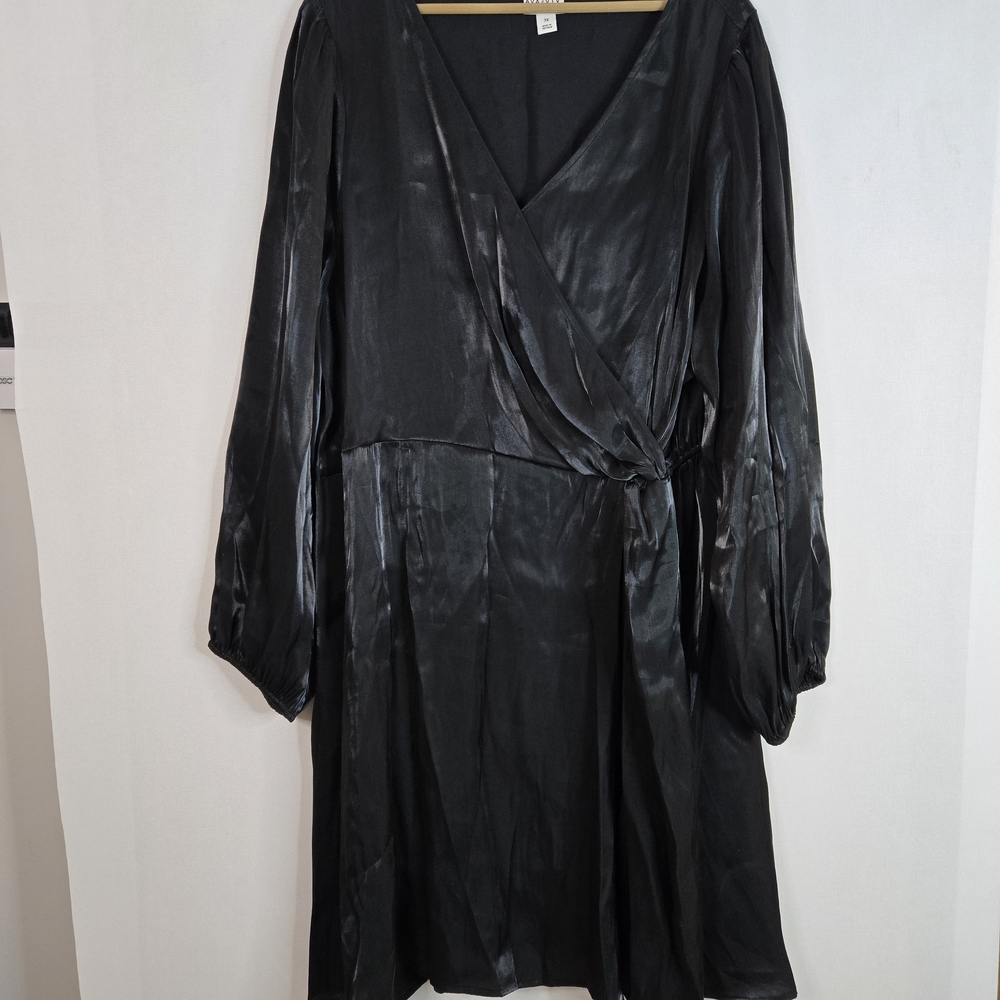 AVA & VIV Women Size 3X Black Sheen Midi Length Wrap Dress